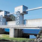 津波から村守った「奇跡の水門」絵本に 学生の紙芝居を活用、岩手・普代村が出版計画
