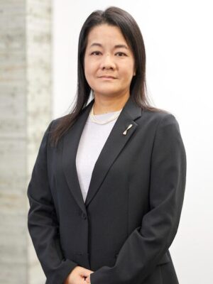 上田 真由美・経営学部教授