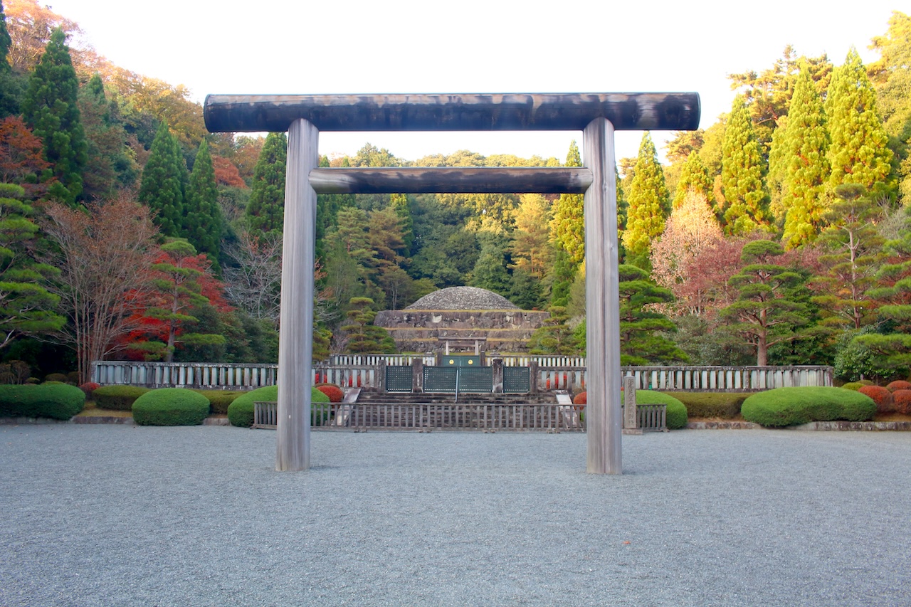 これからの天皇葬礼のあり方について