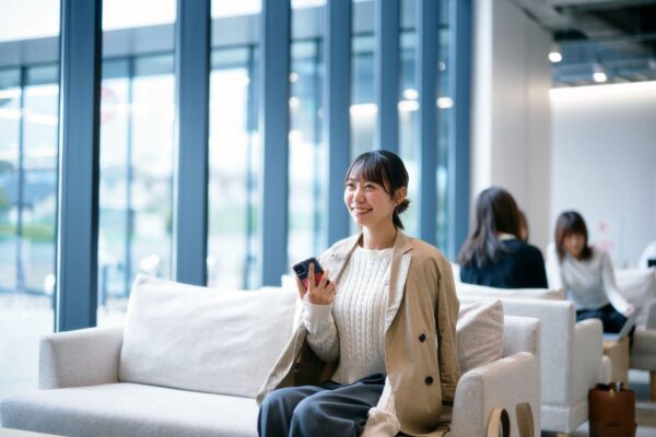 昔の大学生は大変だった？ スマホでスピードアップする「AI時代」の